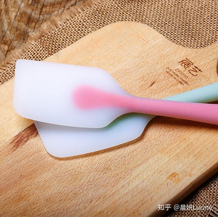 痘痘留下黑色素沉淀_背部痘痘酮康唑洗剂_背部痘痘真菌性毛囊炎