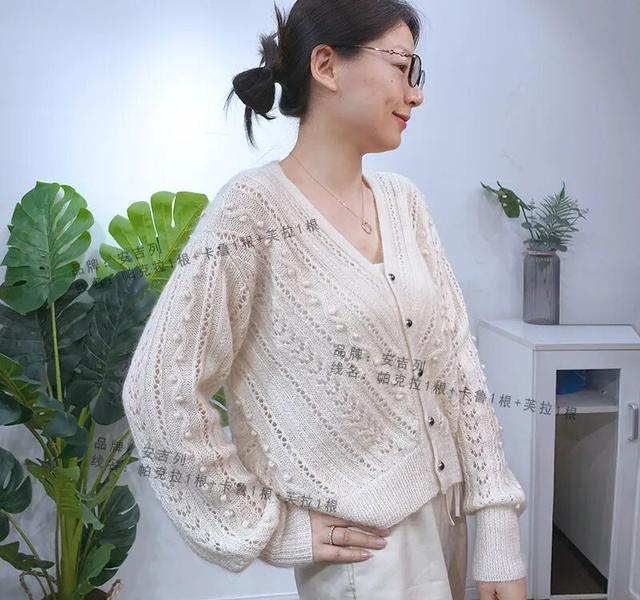 轻薄V领针织衫_手工编织开衫_编织人生手工毛衣视频双层v领