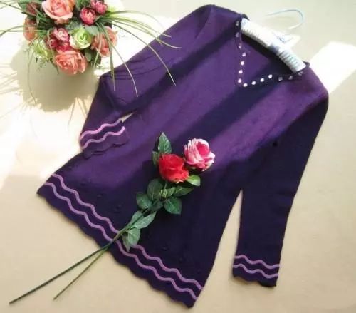 藉荷色搭配V领毛衣做法_紫罗兰色毛衣编织教程_编织人生手工毛衣视频双层v领