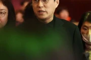 两会靳东提案引关注！AI 换脸从好玩到成社会毒瘤咋回事？