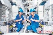晶硅太阳能电池咋发电？长沙企业攻克1纳米难题，提升效率