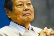 杨振宁目睹小舅子服药自杀 为何没及时阻止