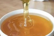 蜂蜜有结晶就是真的？倒瓶看气泡，几秒分辨真假蜜