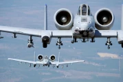 A-10攻击机被打坏：美军断零件逼退役