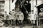 日军侵占东三省后，东北抗日运动风起云涌