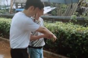 何炅身高172，和黄晓明同框对比看真实差距