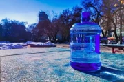 桶装水打开后最好3-5天喝完，塑料微粒风险你得知道