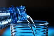 桶装水能喝多久？研究发现：里面有大量塑料微粒