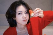 赵今麦MiuMiu造型翻车？上官网挑不出错款