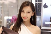 杨颖周秀娜：从平凡到顶流，baby逆袭之路
