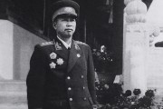 1955年开国上将礼服照：从战场英雄到军队建设奠基人