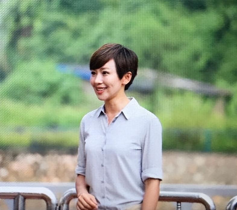 欧阳夏丹 复出 新年目标_欧阳夏丹 复出 主持生涯回顾_新闻30分欧阳夏丹图片