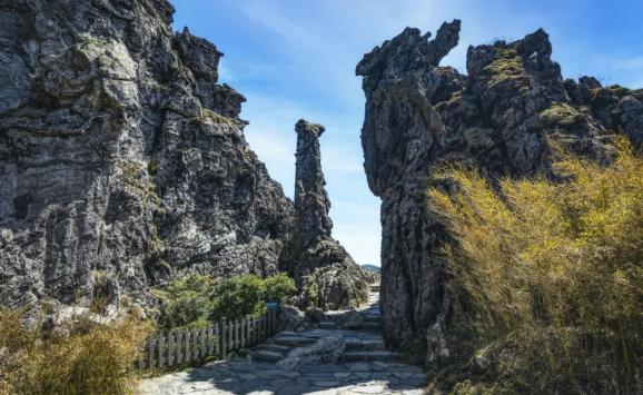 神农架旅游景点_神农架自然风光_神农架哪些景点必去