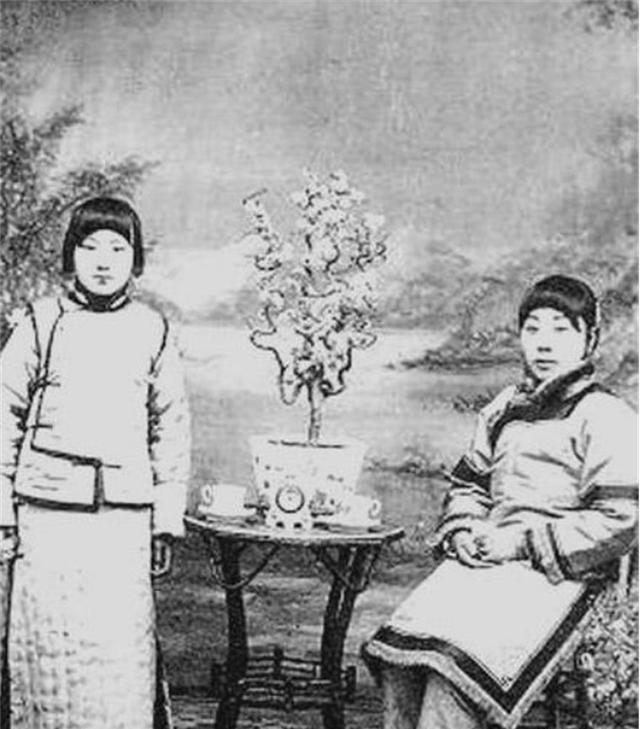 小凤仙与蔡锷照片_小凤仙的坎坷童年经历_小凤仙与蔡锷的爱情故事