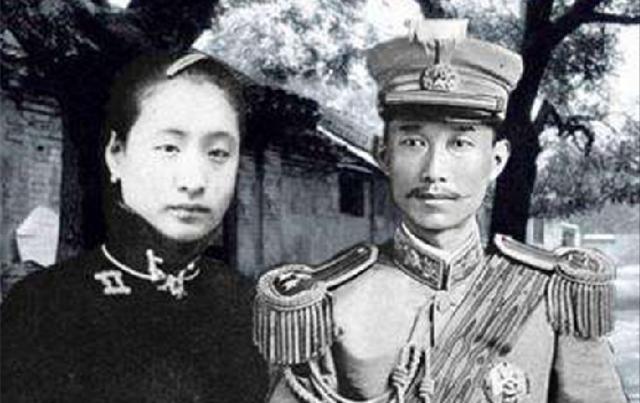 小凤仙与蔡锷的爱情故事_小凤仙的坎坷童年经历_小凤仙与蔡锷照片