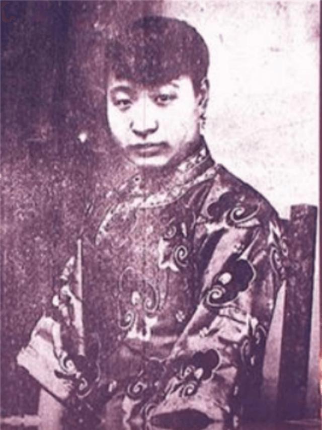 小凤仙的坎坷童年经历_小凤仙与蔡锷的爱情故事_小凤仙与蔡锷照片