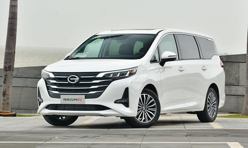 宝骏新mpv_新宝骏RM-5对比传祺GM6吉利嘉际智能汽车家用MPV价格空间座椅布局动力配置智能网联