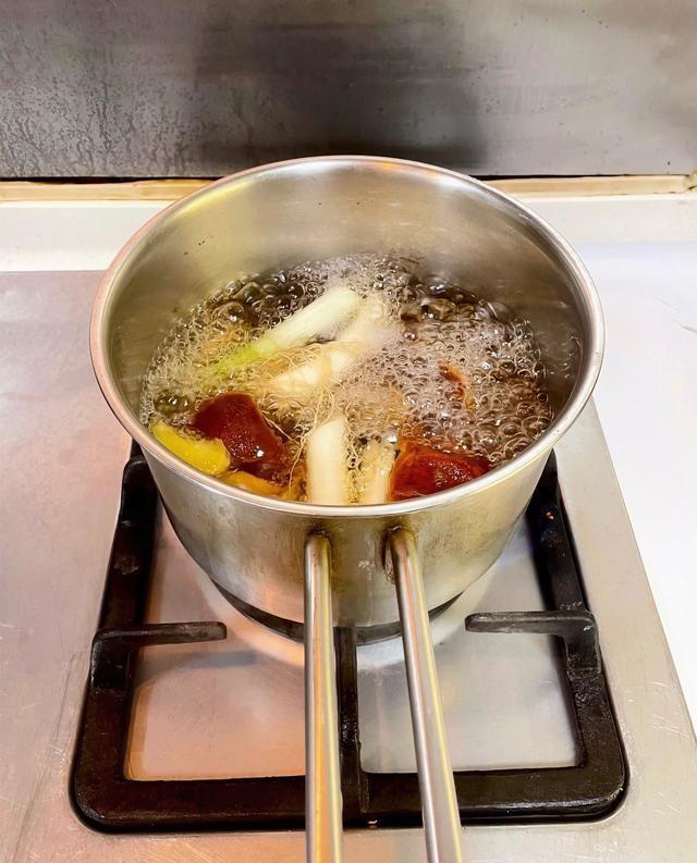 常喝甘草水有什么好处_姜枣红糖水_红糖汤方