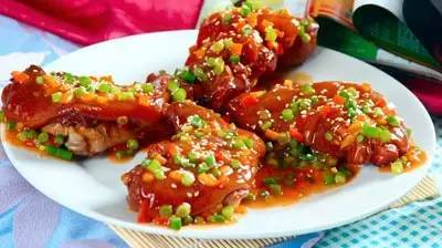 胶原蛋白食物推荐_吃什么能让皮肤有弹性_抗衰老食物