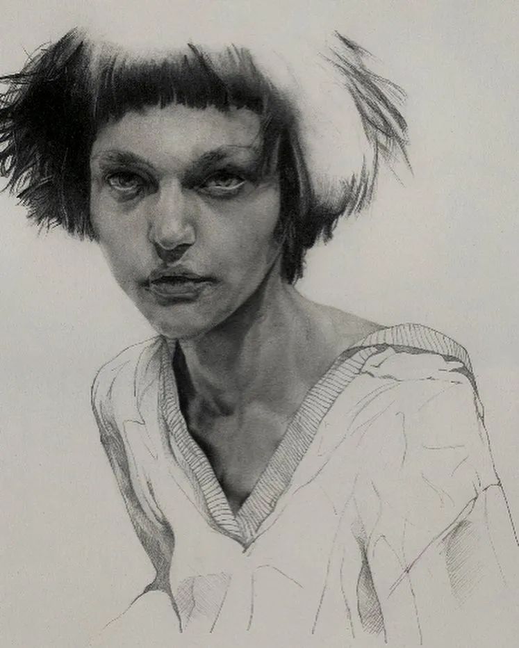 日本画家土屋正人人物素描细节刻画_土屋正人木炭条绘画技法明暗处理_人物素描图片简单