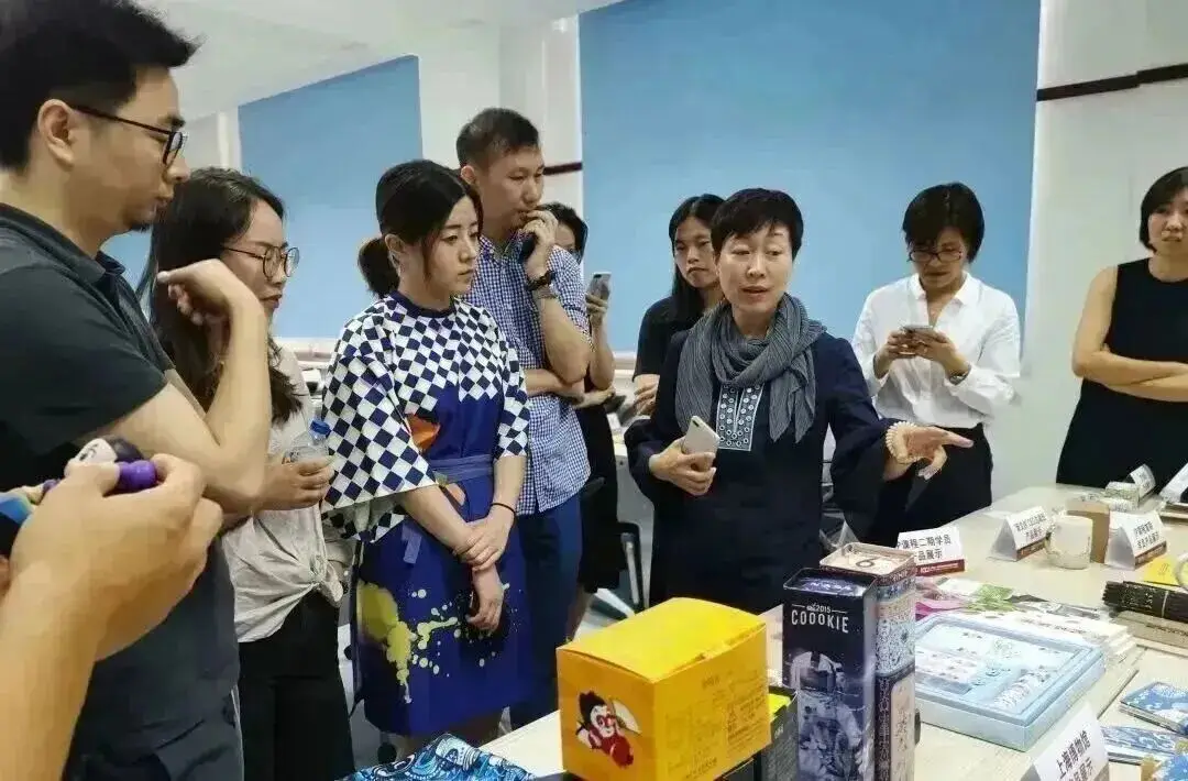 打造潮玩爆款IP逻辑_IP孵化与授权合作_文化创意产品开发方案
