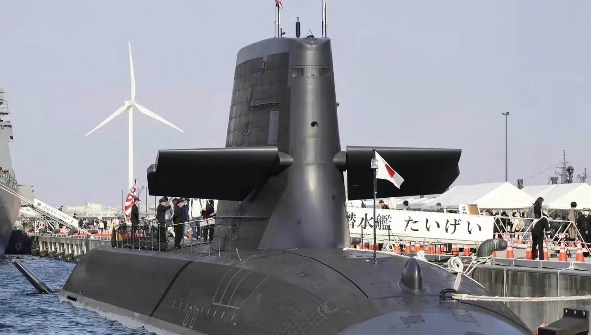 日本大鲸级潜艇下水_中国039,041,043 潜艇的数量_中国潜艇技术差距