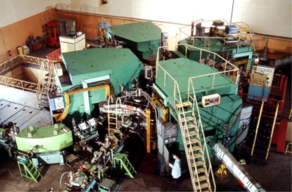 三体中华二号高能加速器基地_高斯加速器_三体加速器原理