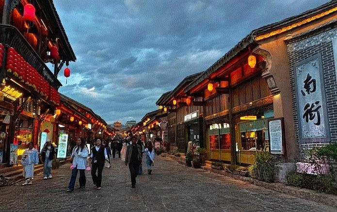 螺髻山温泉瀑布_四川西昌旅游景点大全_邛海泸山风景区