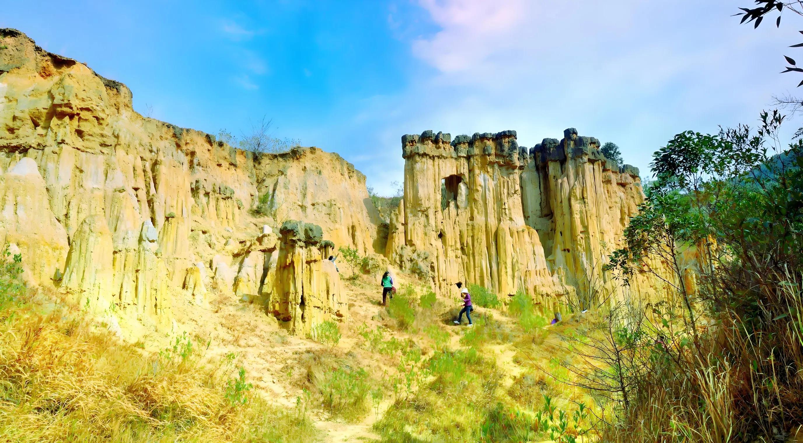 螺髻山温泉瀑布_四川西昌旅游景点大全_邛海泸山风景区