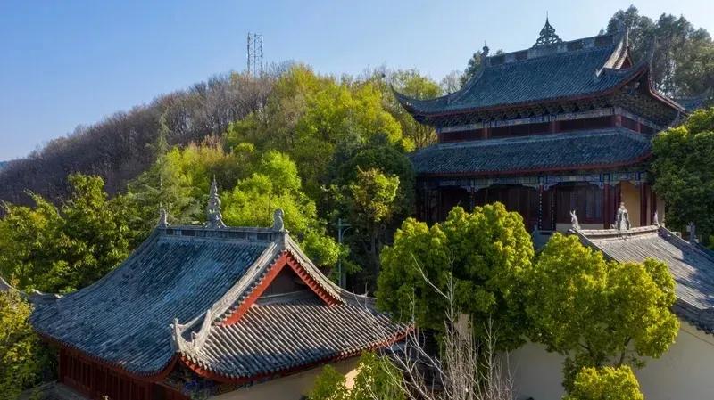 邛海泸山风景区_螺髻山温泉瀑布_四川西昌旅游景点大全