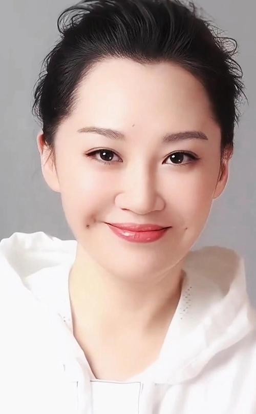 许晴57岁_刘二飞和许晴_许晴情史争议