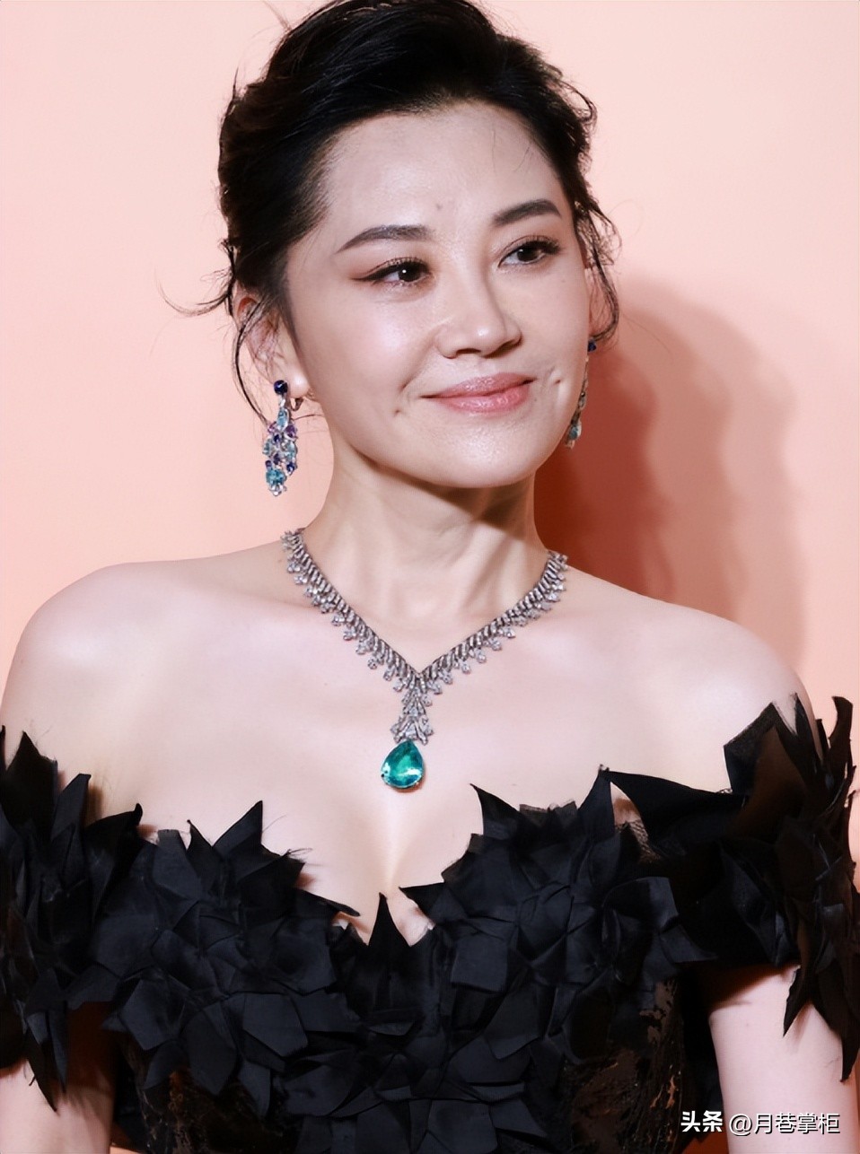 许晴 家世 背景_许晴 矫情 争议_刘二飞和许晴