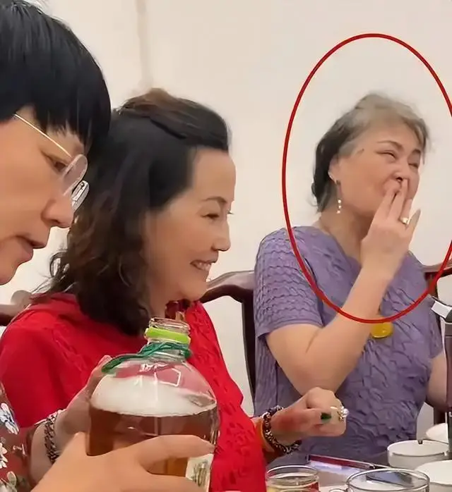 宋庆龄的女儿隋永清_隋永清  宋庆龄养女  海囚 霸王别姬