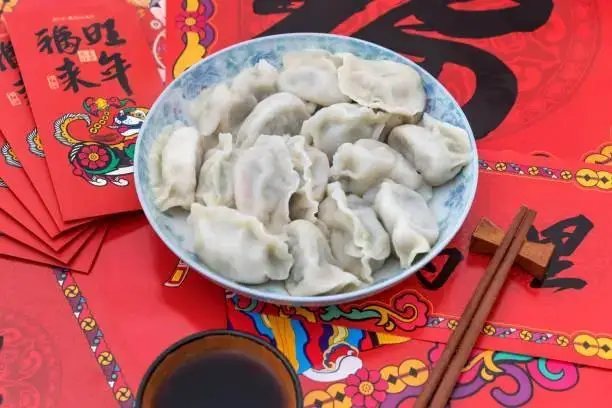冬季鞋子搭配_立冬节气含义_冬季六个节气