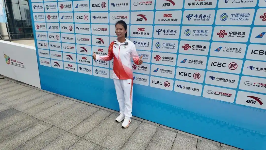 刘虹全国运动会火炬传递_刘虹深圳站火炬收火仪式_奥运会 刘璇 火炬手