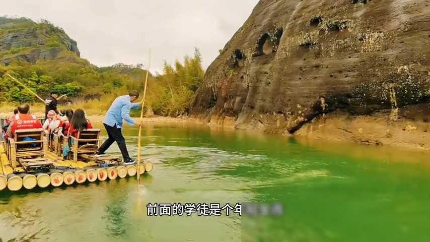 武夷山九曲溪竹筏漂流体验_武夷山九曲溪竹筏历史文化_武夷山的悬棺文化