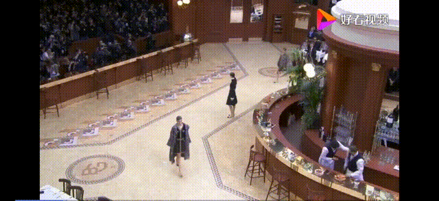 可可香奈儿生平与时尚成就_香奈儿的一生 英文_香奈儿小黑裙设计理念