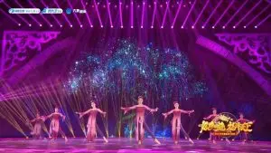 2024年中国杂技大联欢，杂技空竹《媚》