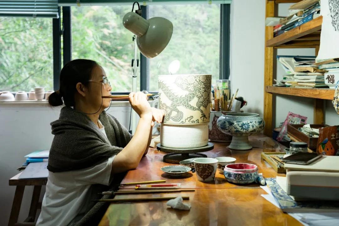 元青花瓷片展_饶克勤 元青花牡丹纹梅瓶 景德镇陶瓷博物馆