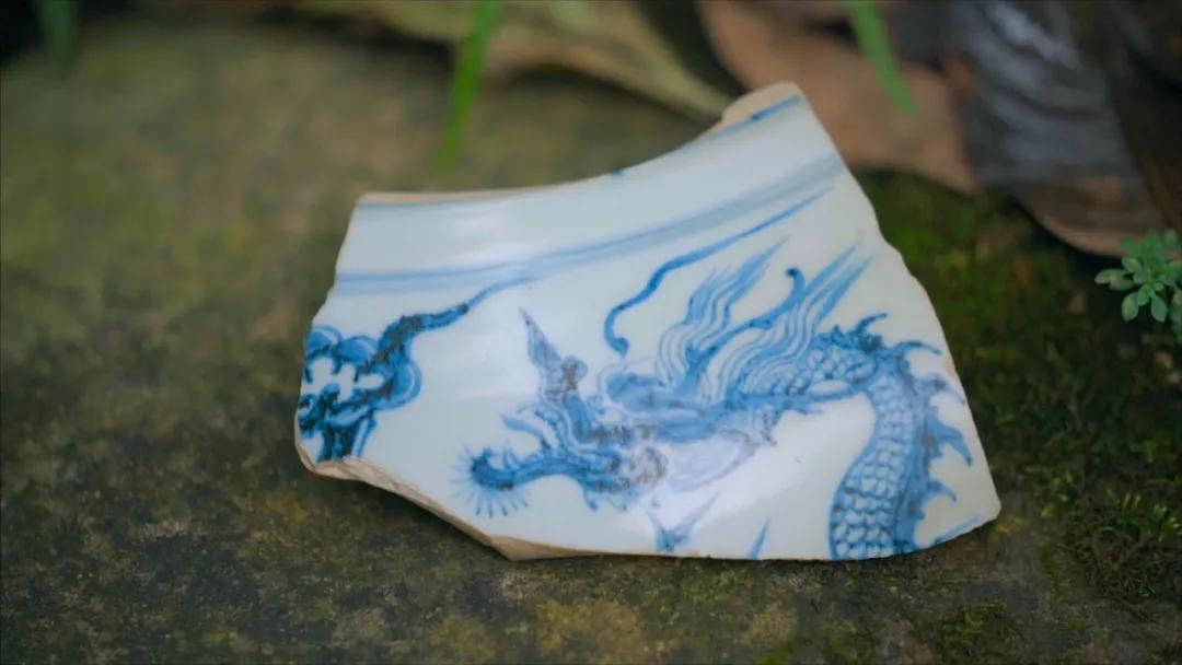 饶克勤 元青花牡丹纹梅瓶 景德镇陶瓷博物馆_元青花瓷片展