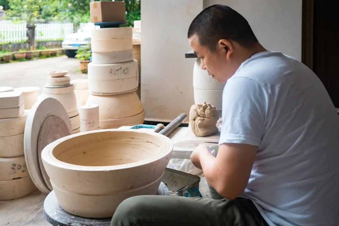 饶克勤 元青花牡丹纹梅瓶 景德镇陶瓷博物馆_元青花瓷片展