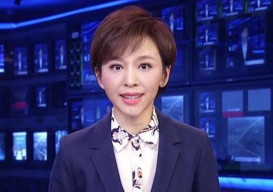 欧阳夏丹沪漂北漂成为主持人_欧阳夏欧阳夏丹多少岁_欧阳夏丹父亲去世母亲患病