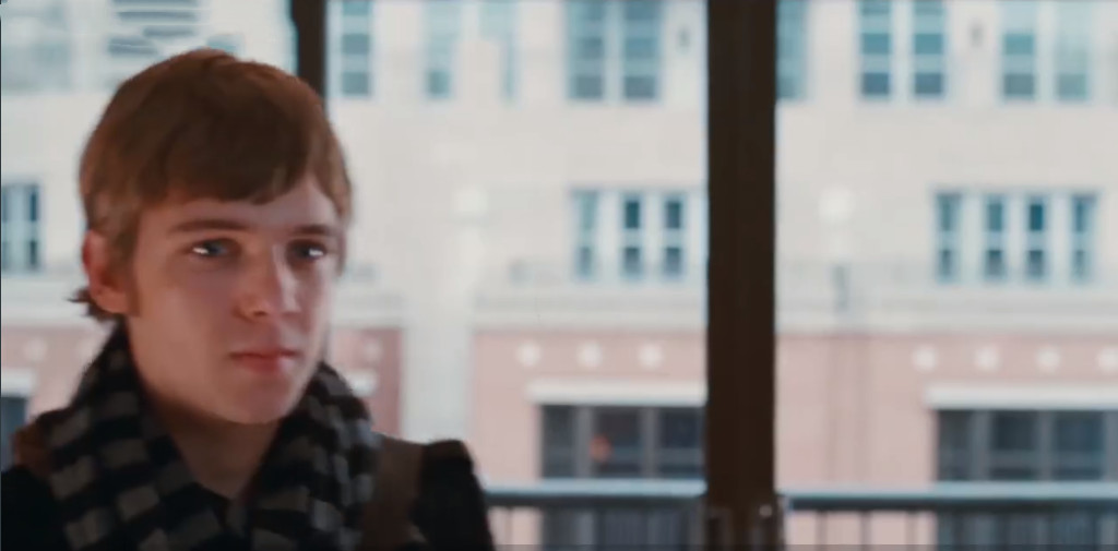 克洛伊凯瑟琳关系_克洛伊电影剧情_克洛伊香水有假的嘛