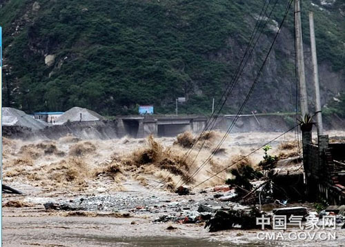 四川汶川县映秀山洪泥石流灾害_四川成都内涝暴雨预警_四川省映秀天气预报