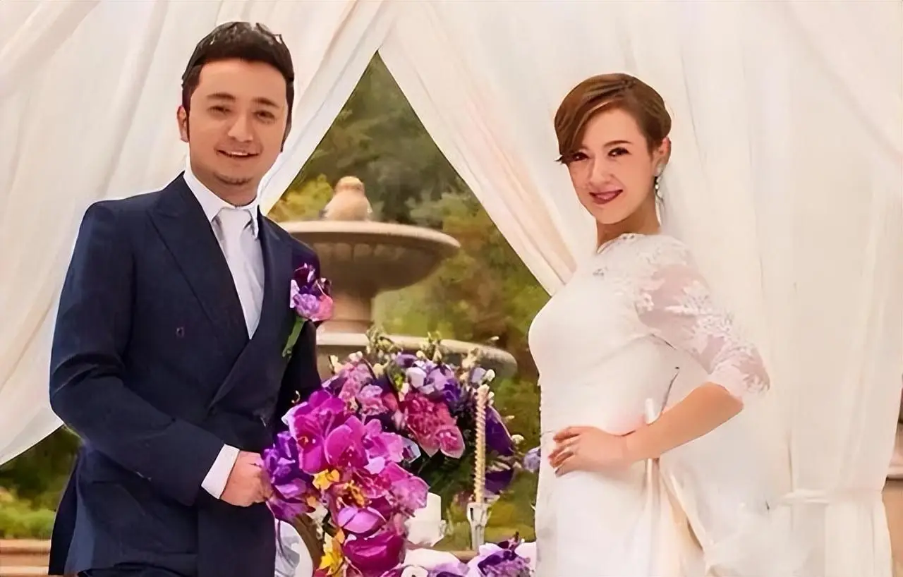 王冠婚讯 王冠尼格买提 王冠41岁结婚_央视记者王冠老婆