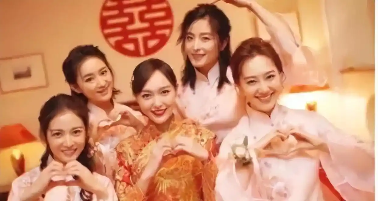 王冠宣布结婚消息_央视记者王冠老婆_王冠老公是谁