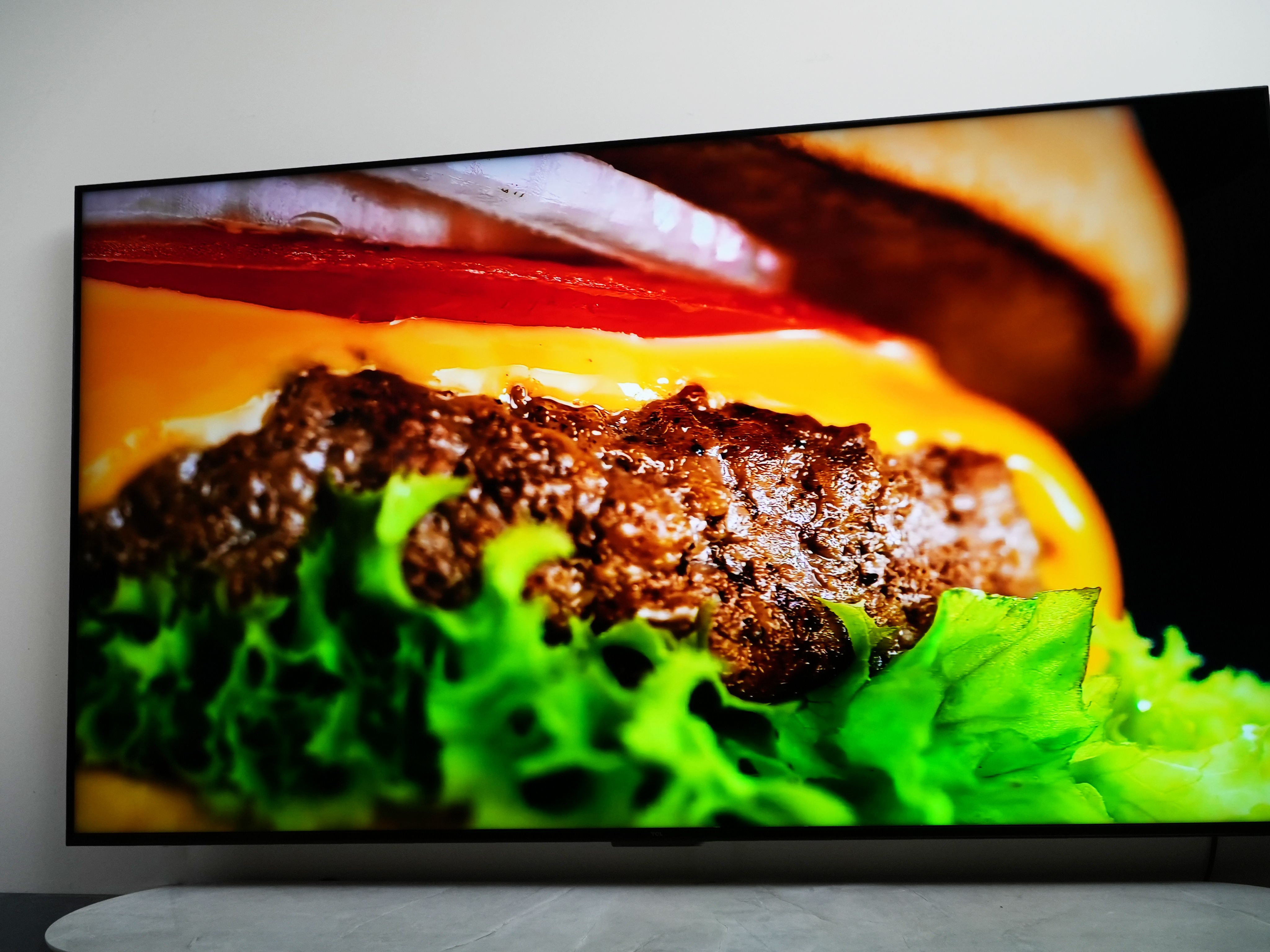 tcl p301_TCL Q10H Mini LED电视评测_TCL Q10H画质对比传统电视