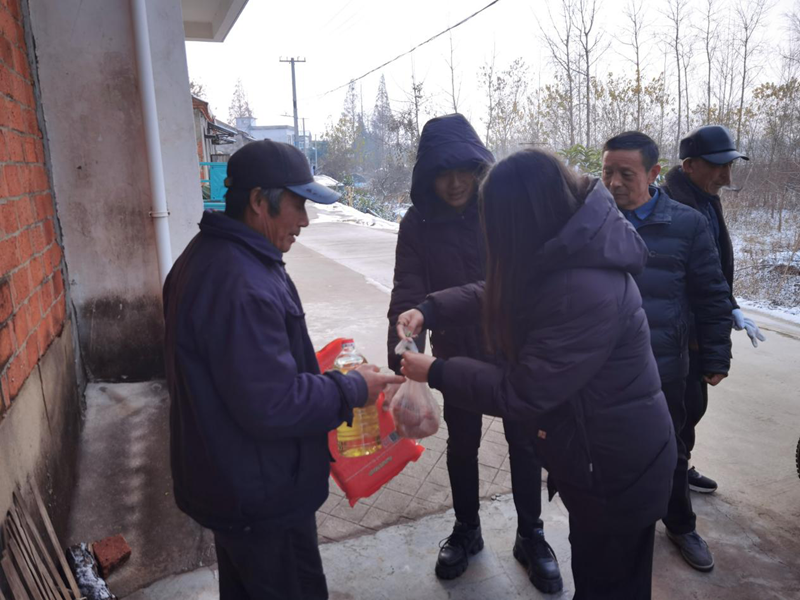 芜湖黑沙洲岛爱心捐赠_鸠江区黑沙洲规划图_白茆镇乡贤回馈家乡