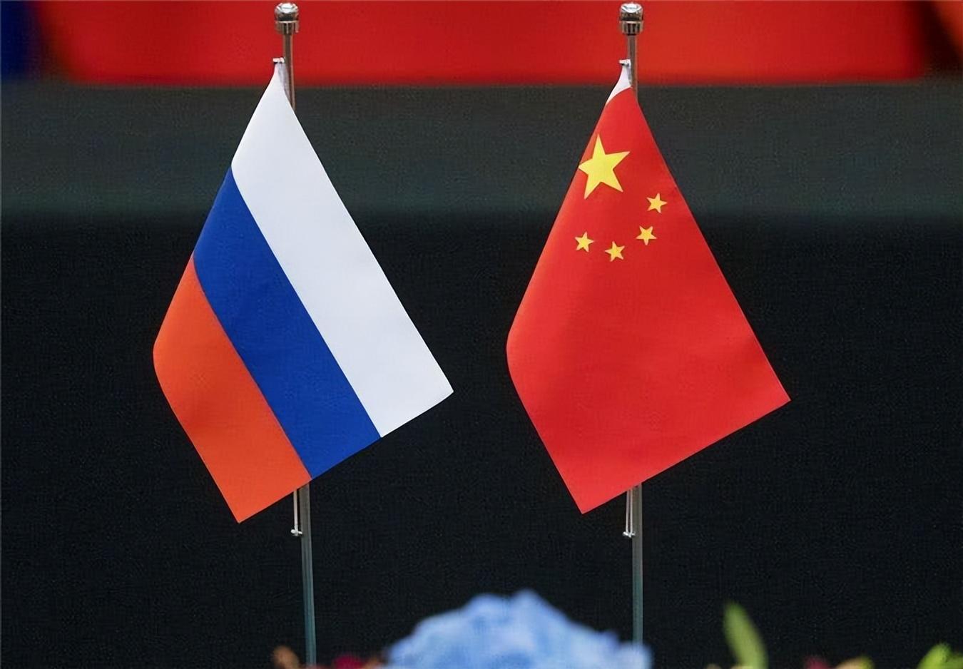 中国与俄罗斯联合军演_俄罗斯舰艇编队访问中国_中俄关系深度发展