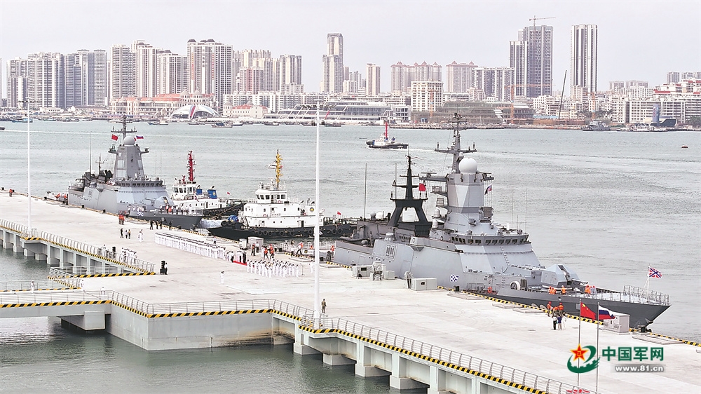 中俄军舰访问国际法_中俄海军互访_中国与俄罗斯联合军演